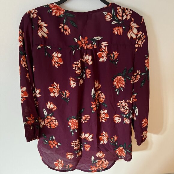 B-Wear Women's Dark Purple/Burgundy Floral 3/4 Sleeve Top, Size M - NEW - Picture 4 of 10